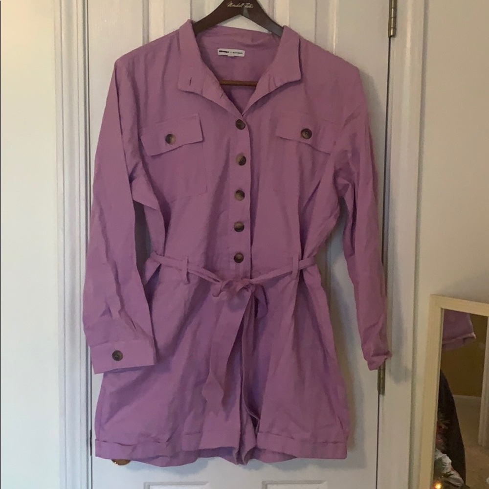 NWOT Long sleeved cargo romper